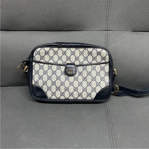 Gucci Black and Cream Crossbody Bag - Picture 1 of 10